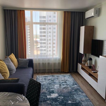 Esil Plaza Apartment أستانا المظهر الخارجي الصورة