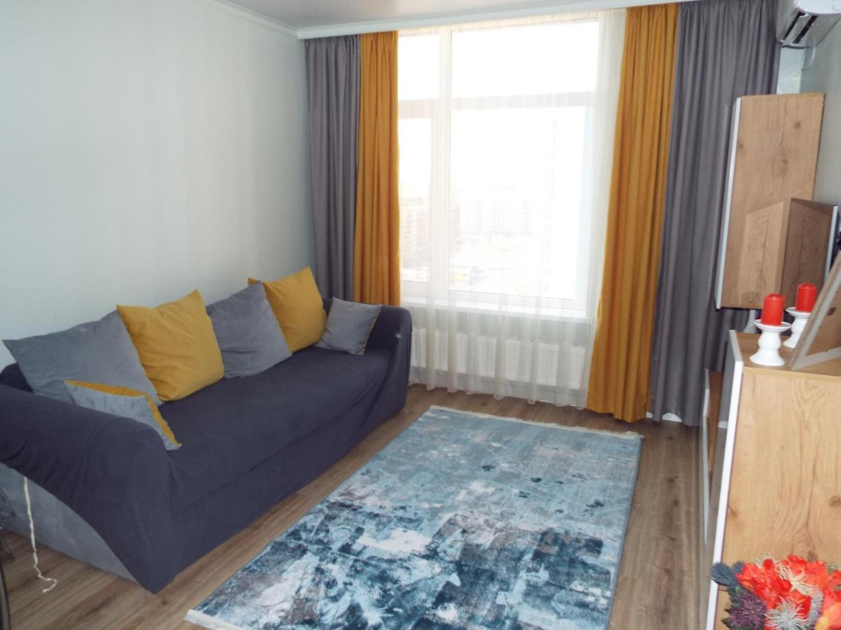 Esil Plaza Apartment أستانا المظهر الخارجي الصورة