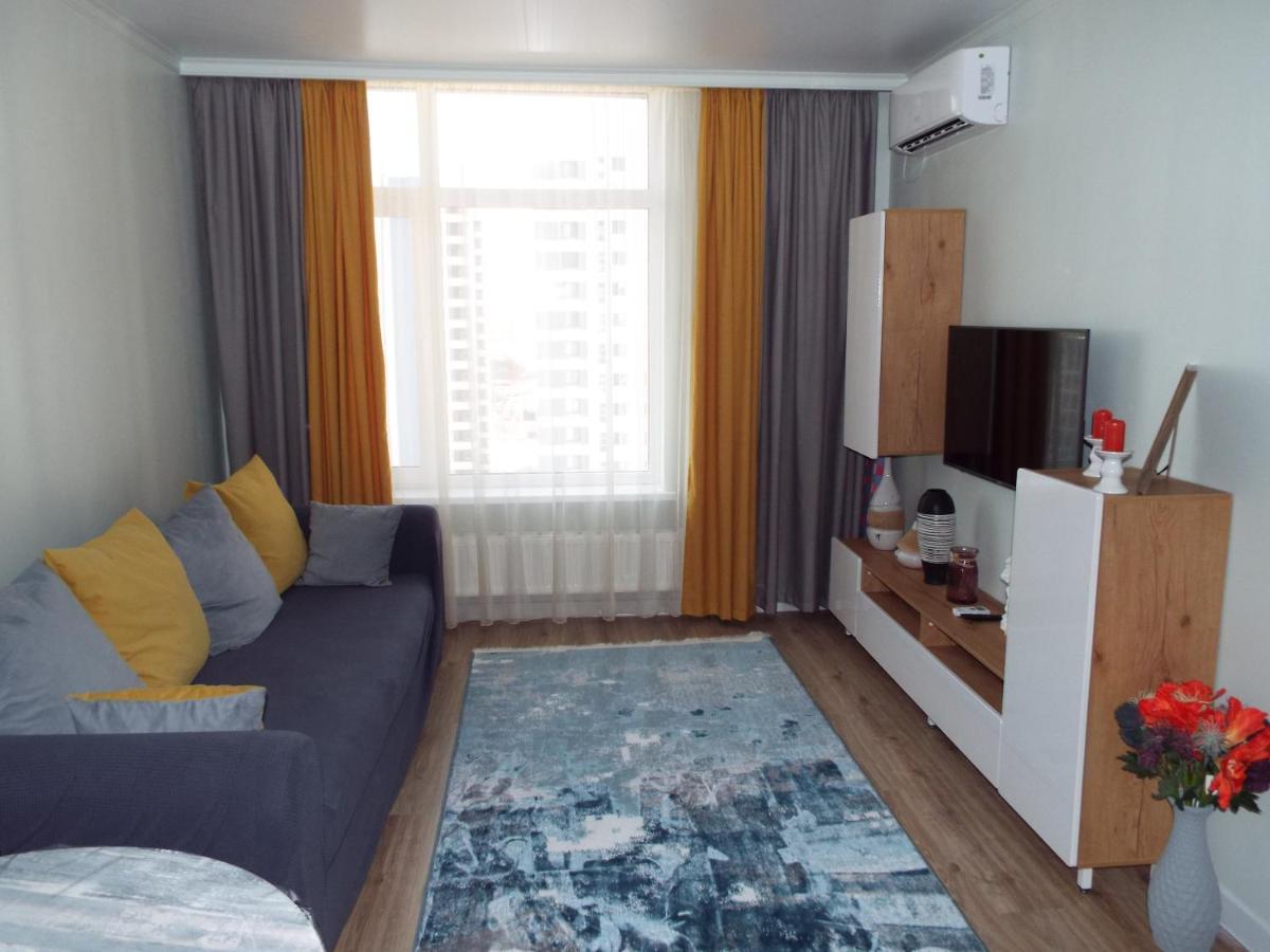 Esil Plaza Apartment أستانا المظهر الخارجي الصورة